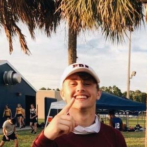 Meet your Posher, Cyprien